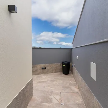 Dream With Ocean View, Air-conditioning, And Parking